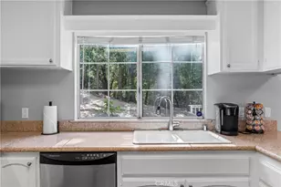 955 Teakwood Dr, Lake Arrowhead, CA 92352 - Photo 13