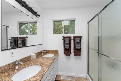 955 Teakwood Drive, Lake Arrowhead, CA 92352 - Photo 25