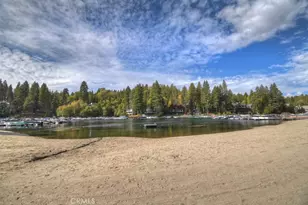 27821 Peninsula Dr, Lake Arrowhead, CA 92352 - Photo 29