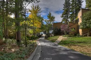 27821 Peninsula Dr, Lake Arrowhead, CA 92352 - Photo 27