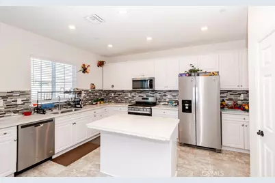 41302 Vintner, Lake Elsinore, CA 92532 - Photo 47