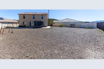 41302 Vintner, Lake Elsinore, CA 92532 - Photo 9