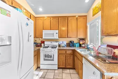 30478 Blume Circle, Menifee, CA 92584 - Photo 7