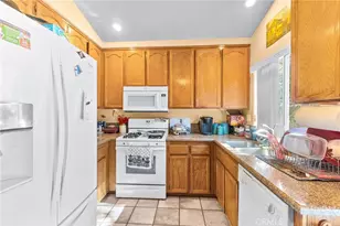 30478 Blume Cir, Menifee, CA 92584 - Photo 7