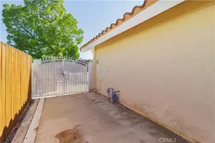 1323 Kingswood, Redlands, CA 92374 - Photo 37