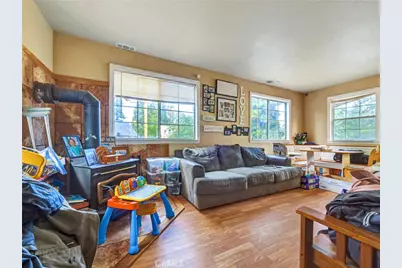 22235 Forest, Cedarpines Park, CA 92322 - Photo 15