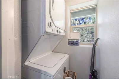 39470 North Shore, Fawnskin, CA 92333 - Photo 17