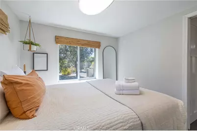 39470 North Shore, Fawnskin, CA 92333 - Photo 11