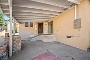 1221 W 10th St, Corona, CA 92882 - Photo 27