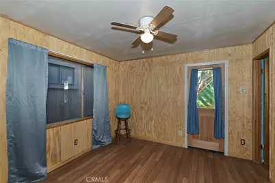 402 Highland, Sugarloaf, CA 92386 - Photo 21