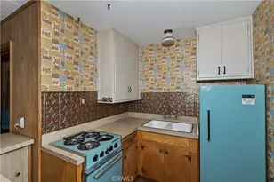 402 Highland, Sugarloaf, CA 92386 - Photo 15