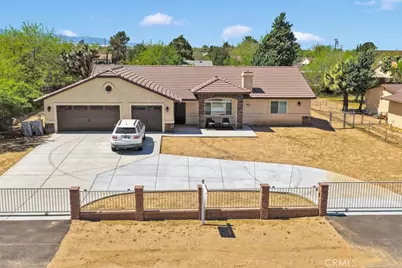 9814 Oakwood Avenue, Hesperia, CA 92345 - Photo 1