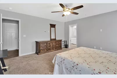 9814 Oakwood Avenue, Hesperia, CA 92345 - Photo 15