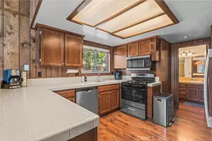 26375 Augusta Dr, Lake Arrowhead, CA 92352 - Photo 13