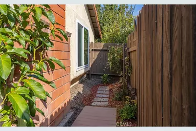 1954 Union, Colton, CA 92324 - Photo 21