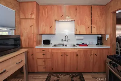 592 Douglas Street, Big Bear Lake, CA 92315 - Photo 17