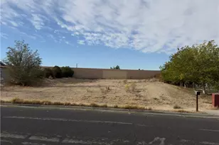 15860 La Paz Dr, Victorville, CA 92395 - Photo 1