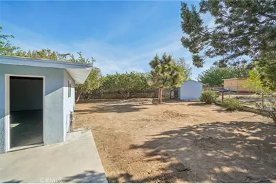 17323 Fairburn Street, Hesperia, CA 92345 - Photo 43
