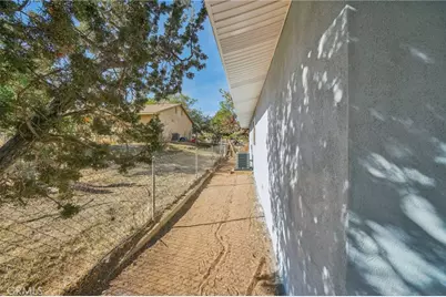 17323 Fairburn Street, Hesperia, CA 92345 - Photo 39