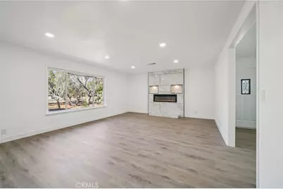 17323 Fairburn Street, Hesperia, CA 92345 - Photo 11