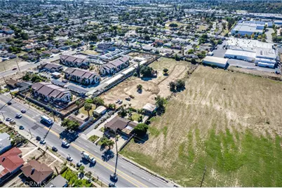 831 W Lugonia, Redlands, CA 92374 - Photo 3