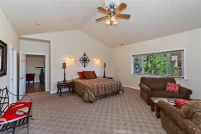 26589 Amador, Lake Arrowhead, CA 92352 - Photo 21