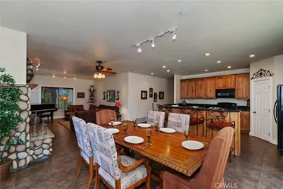 26589 Amador, Lake Arrowhead, CA 92352 - Photo 9