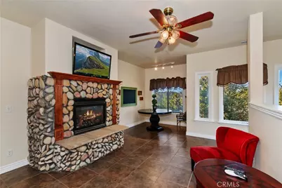 26589 Amador, Lake Arrowhead, CA 92352 - Photo 15