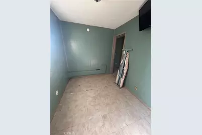 467 W G Street, Colton, CA 92324 - Photo 19