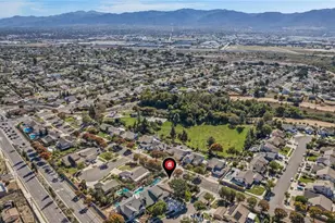 1233 Dale Cir, Corona, CA 92878 - Photo 45