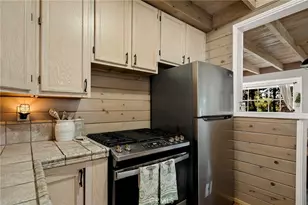 265 Flower, Lake Arrowhead, CA 92352 - Photo 11
