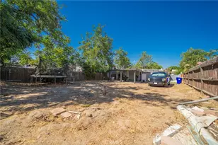2137 Pepper Dr, Highland, CA 92346 - Photo 25