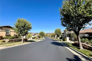 24005 Boulder Oaks, Corona, CA 92883 - Photo 29