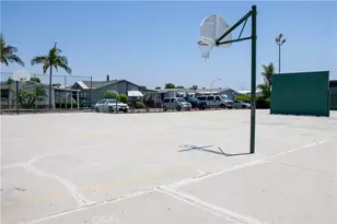 9080 Bloomfield Ave, Cypress, CA 90630 - Photo 27