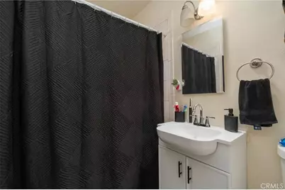 538 N Oakdale, Rialto, CA 92376 - Photo 17