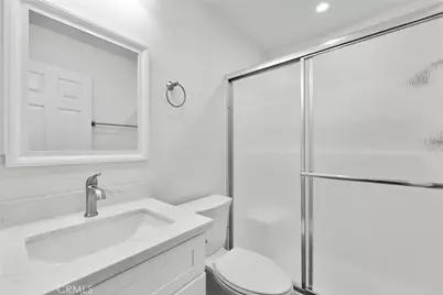 711 W 1st, Santa Ana, CA 92701 - Photo 11