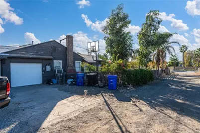 16252 Baseline, Fontana, CA 92336 - Photo 7