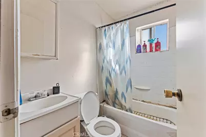 16252 Baseline, Fontana, CA 92336 - Photo 29