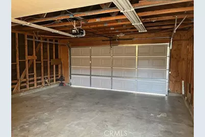 12374 Chuckwalla, Victorville, CA 92395 - Photo 11