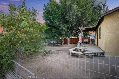 402 S Howard #A &amp; #B, Corona, CA 92879 - Photo 23