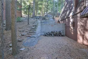 453 Oriole Dr, Twin Peaks, CA 92391 - Photo 31