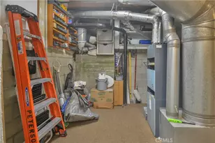 453 Oriole Dr, Twin Peaks, CA 92391 - Photo 29