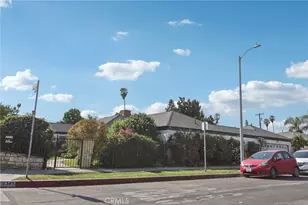 8345 Kester, Panorama City, CA 91402 - Photo 5