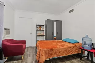 8345 Kester, Panorama City, CA 91402 - Photo 25