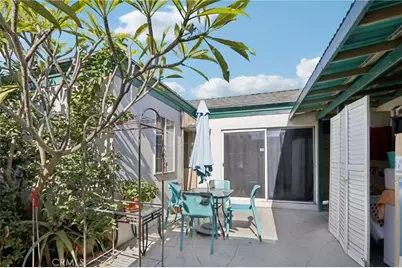 8345 Kester, Panorama City, CA 91402 - Photo 29