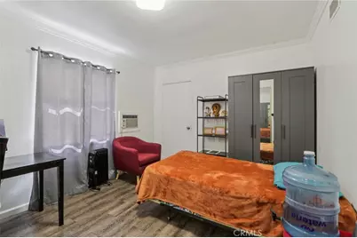 8345 Kester, Panorama City, CA 91402 - Photo 27