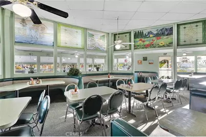 14096 Green Tree Boulevard, Victorville, CA 92395 - Photo 15