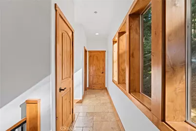 813 Greenbriar Drive, Lake Arrowhead, CA 92385 - Photo 23