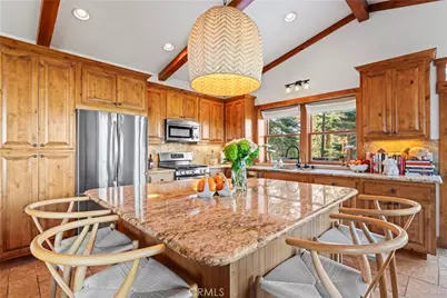 813 Greenbriar Drive, Lake Arrowhead, CA 92385 - Photo 21