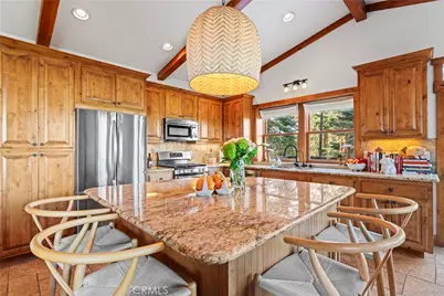 813 Greenbriar Drive, Lake Arrowhead, CA 92385 - Photo 21